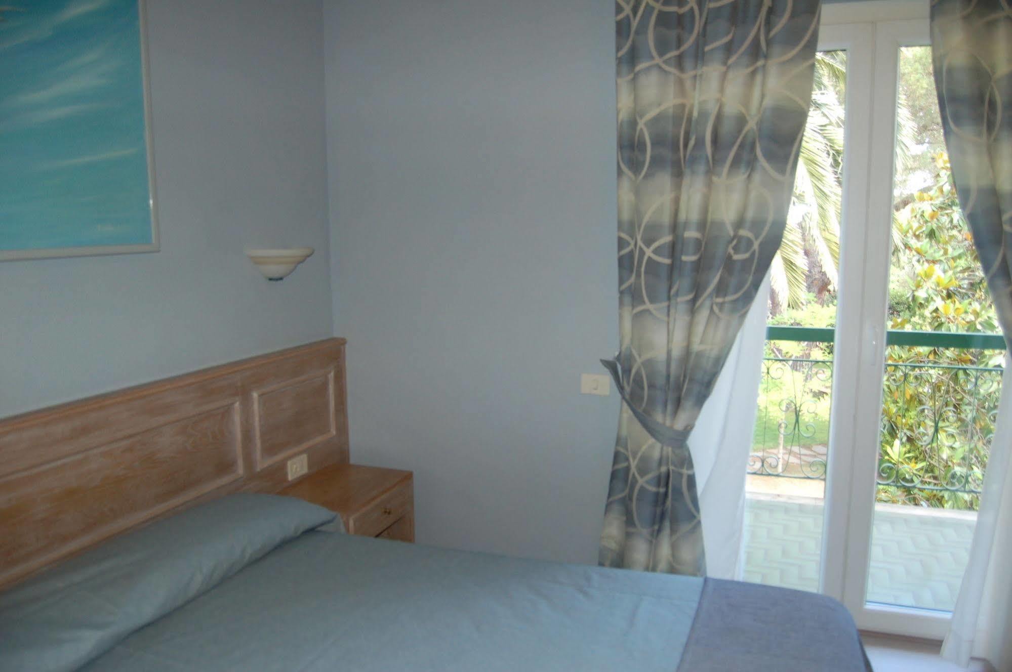 Hotel Marelba Cavo Zewnętrze zdjęcie